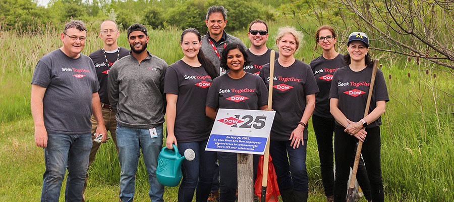Dow Canada in action, participating in the Global Serve-a-thon